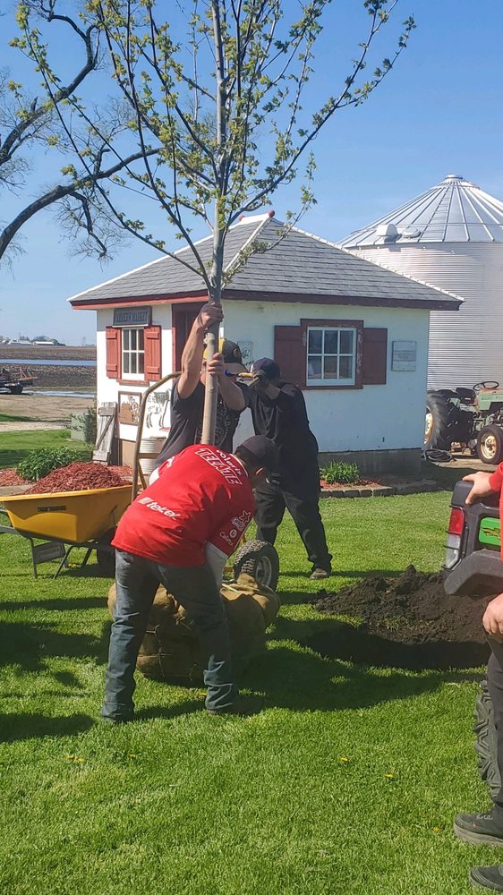 4 SEASONS LANDSCAPING PLUS Updated May 2024 6139 Caton Farm Rd, Yorkville, Illinois