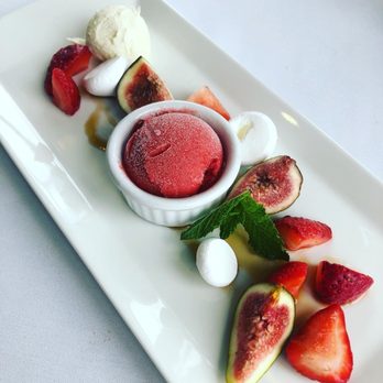 La Gran Terraza - Strawberry Fig mess - Mediterranean Near Me - San Diego, California