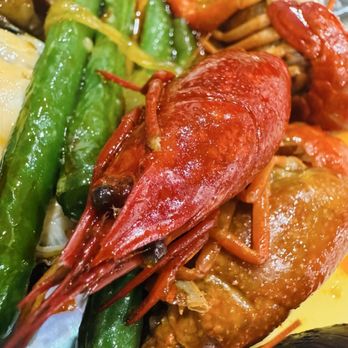 100 Buffet - Crawdads - Buffets Near Me - Pensacola, Florida