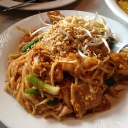 New Bangkok Cuisine - Pad tai