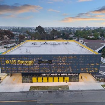 US Storage Centers - Self-storage facility Los Angeles Osage exterior building - Self Storage Near Me - Los Angeles, California US Storage Centers - Self-storage facility Los Angeles Osage exterior building - Self Storage Near Me - Los Angeles, California