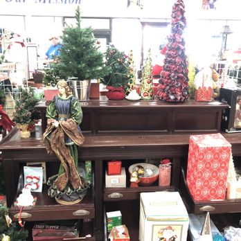 Goodwill Retail Store & Donation Center - Northlake - Thrift Stores Near Me - Palm Beach Gardens, Florida