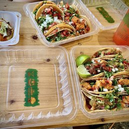 Refreshing - tacos and sopes! Refreshing - tacos and sopes!