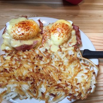 Loula's Cafe - Benedict - Breakfast & Brunch Near Me - Whitefish, Montana Loula's Cafe - Benedict - Breakfast & Brunch Near Me - Whitefish, Montana