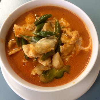 Siam Thai Restaurant - Panang curry with chicken, green peppers, carrots, and green beans - Thai Near Me - Charleston, Illinois Siam Thai Restaurant - Panang curry with chicken, green peppers, carrots, and green beans - Thai Near Me - Charleston, Illinois