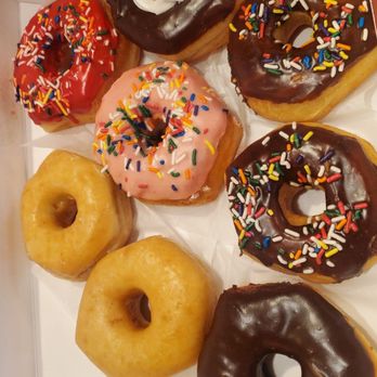 Shipley Do-Nuts - These went fast. - Donuts Near Me - Hoover, Alabama Shipley Do-Nuts - These went fast. - Donuts Near Me - Hoover, Alabama