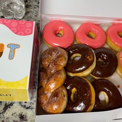 Amazing Donuts - Donuts