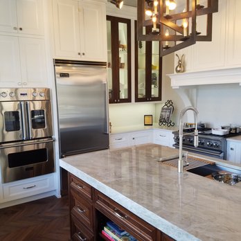 Dove Studio Kitchen & Bath - Custom cabinet display - Kitchen & Bath Near Me - Roswell, Georgia Dove Studio Kitchen & Bath - Custom cabinet display - Kitchen & Bath Near Me - Roswell, Georgia
