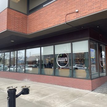 Amaro's Table - Downtown Vancouver - Outside - New American Near Me - Vancouver, Washington Amaro's Table - Downtown Vancouver - Outside - New American Near Me - Vancouver, Washington