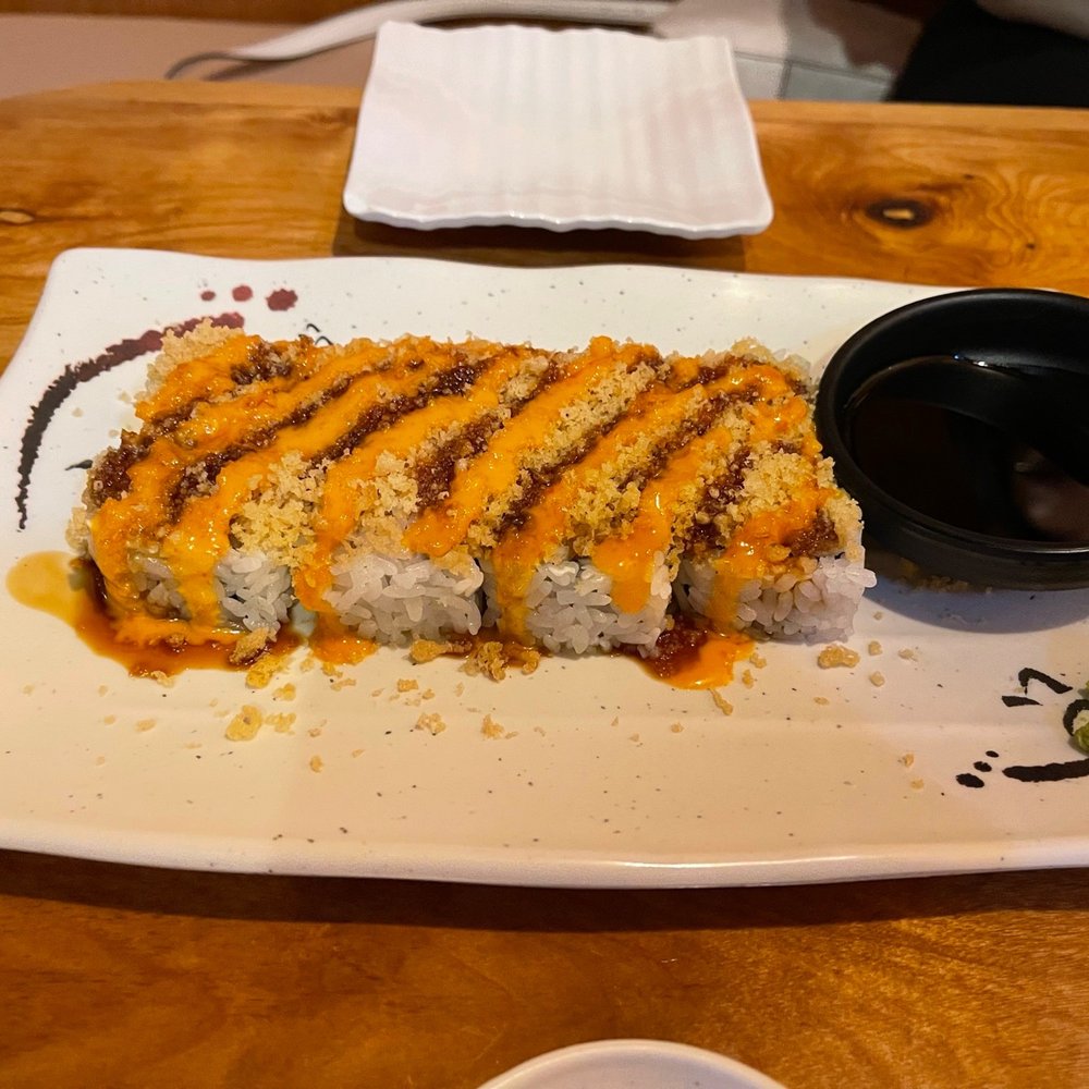 Hakuya Sushi - Shrimp Tempura Roll - Sushi Bars Near Me - Buffalo Grove, Illinois