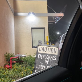 McDonald's - In line at the McDonald's waited 2 hours - Fast Food Near Me - Los Angeles, California