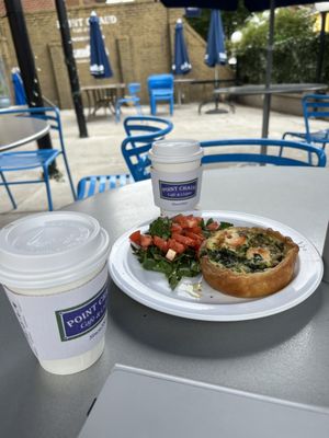 Point Chaud Café & Crêpes by null