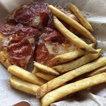 Chili's - Pepper Pals Pepperoni Pizza - American Near Me - La Verne, California Chili's - Pepper Pals Pepperoni Pizza - American Near Me - La Verne, California