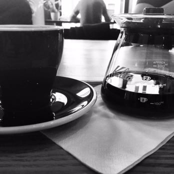 Kolonel Koffie - Koffie! - Coffee & Tea Near Me - Antwerp, VAN