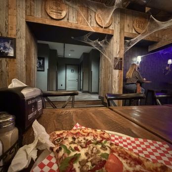 GOODFELLAS PIZZERIA - PLEASANT RIDGE - Updated January 2026 - 126