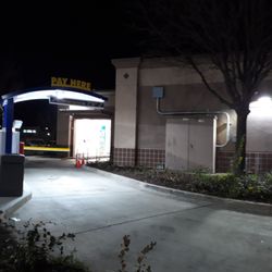 Chevron - Car wash entrance