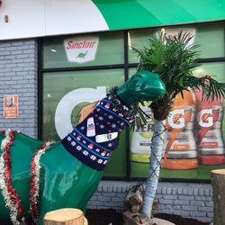 Dino Mart - Dino Display close up