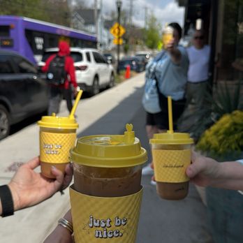 La La Land - Coffee & Tea Near Me - Nashville, Tennessee