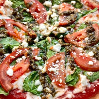 The Pizza Bus - Veggie Feta with fresh tomato - Pizza Near Me The Pizza Bus - Veggie Feta with fresh tomato - Pizza Near Me