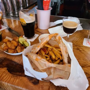 Bar Snack - 2 happy hour combos - one with cheese curds, the other with spice bag - Bars Near Me - New York, New York