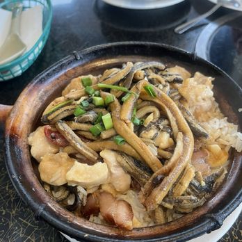 The Claypot House - Eel, chicken, Chinese sausage clay pot combo - Chinese Near Me - San Francisco, California The Claypot House - Eel, chicken, Chinese sausage clay pot combo - Chinese Near Me - San Francisco, California