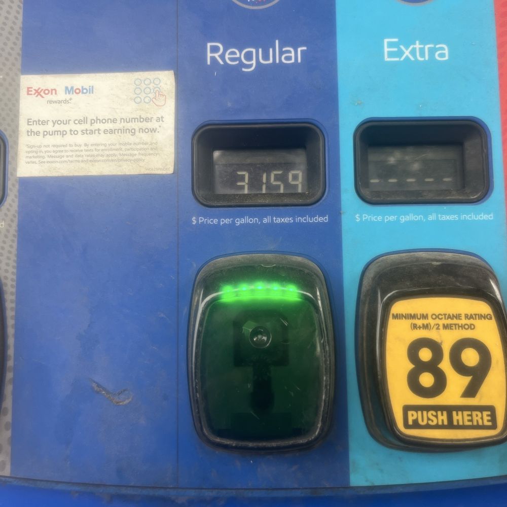 Mobil - $3.159 per Gallon (06/12/2025) - Gas Stations Near Me - Ann Arbor, Michigan Mobil - $3.159 per Gallon (06/12/2025) - Gas Stations Near Me - Ann Arbor, Michigan