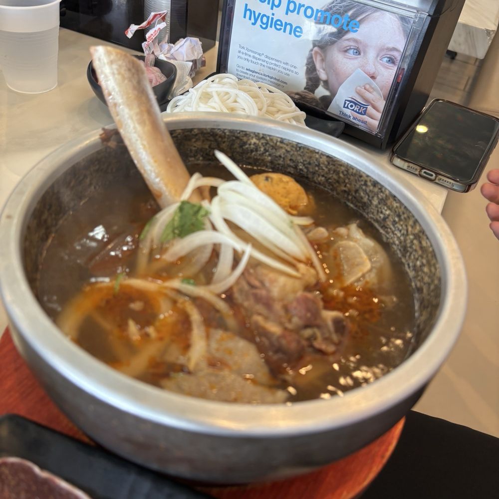 Bep Me Nam Bun Bo Tho Da - Vietnamese Near Me - Westminster, California