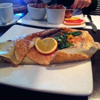 Orange et Pamplemousse - Cafes Near Me - Saint-Sauveur, Quebec