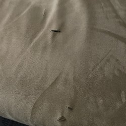 Residence Inn by Marriott Durango - Ripped couch
