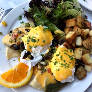 Huevos Gourmet - Taco Benedict $14.35 - Mexican Near Me - Mississauga, Ontario