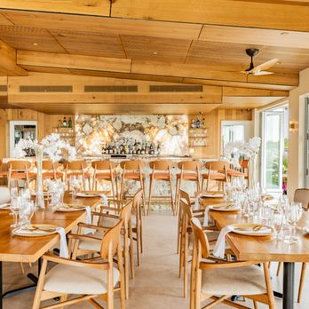 The Pier House - Outdoor Terrace - American Near Me - Cape May, New Jersey