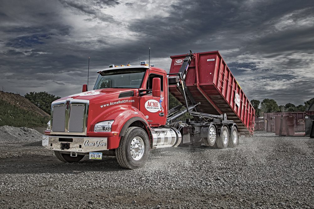 ACME ROLLOFF COMPANY 260 NE 44th Ave, Des Moines, Iowa Dumpster