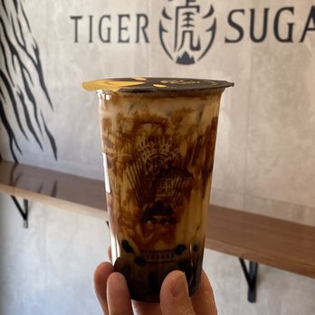 Tiger Sugar - Brown Sugar Cafe Latte with Boba, Pearl, Tiger Jelly &Cream Mouuse - Bubble Tea Near Me - New York, New York Tiger Sugar - Brown Sugar Cafe Latte with Boba, Pearl, Tiger Jelly &Cream Mouuse - Bubble Tea Near Me - New York, New York