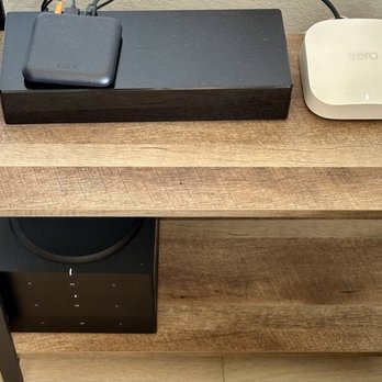 Pro Home Entertainment - Sonos amps, eero wi-fi, and Samsung Frame - TV Mounting Near Me Pro Home Entertainment - Sonos amps, eero wi-fi, and Samsung Frame - TV Mounting Near Me