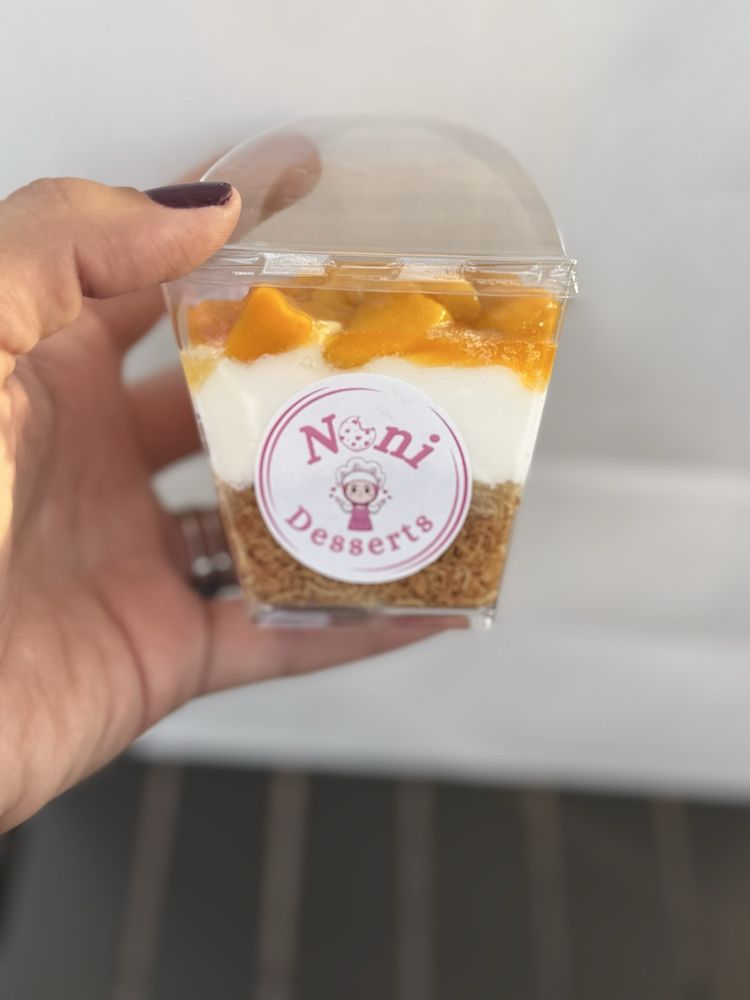Noni Sweets House Logo