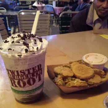 Twisted Root Burger - Oreo milkshake (pricey) and fried pickles - Burgers Near Me - Arlington, Texas