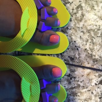 T N Nails & Spa - Pedicure in the winter - Nail Salons Near Me - Laurel, Maryland