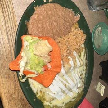 Mamacita's Restaurant - Green enchiladas - Mexican Near Me - San Antonio, Texas Mamacita's Restaurant - Green enchiladas - Mexican Near Me - San Antonio, Texas