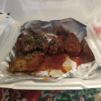 Iroquois Lanes - Wings oh so good - American Near Me - Canajoharie, New York Iroquois Lanes - Wings oh so good - American Near Me - Canajoharie, New York