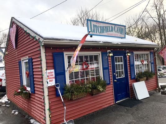 Litchfield Candy Company by null