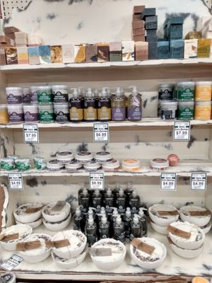 Holiday Market by null