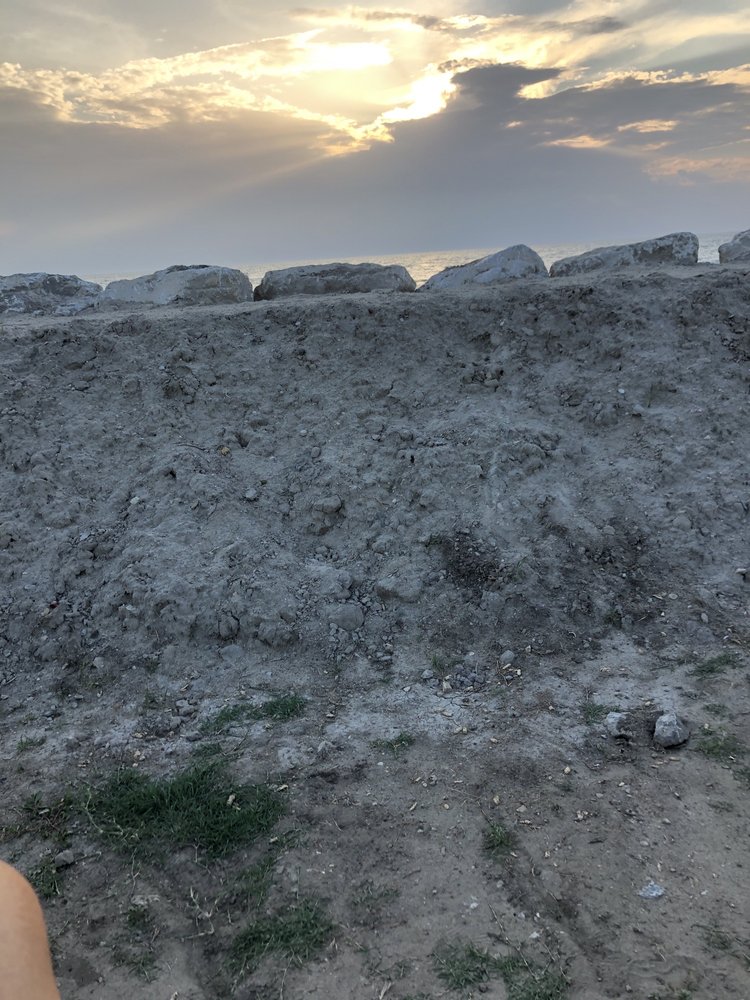 CHALET ON THE LAKE 28 Photos & 14 Reviews 5340 Notre Dame Ave