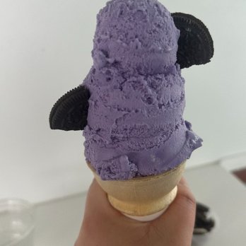 Handel's - Taro with cake cone - Ice Cream & Frozen Yogurt Near Me - Oviedo, Florida