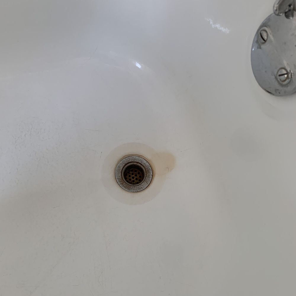 Grayhaven Motel - Stained drain - Hotels Near Me - Ithaca, New York Grayhaven Motel - Stained drain - Hotels Near Me - Ithaca, New York