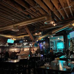 Pub 70 - More seating