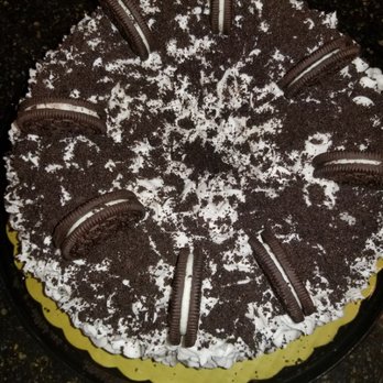 Bundt Appetite - 10 inch Cookies & Cream birthday cake - Custom Cakes Near Me