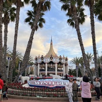 Great America's Winterfest - Front area - Festivals Near Me - Santa Clara, California Great America's Winterfest - Front area - Festivals Near Me - Santa Clara, California