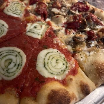 Cork N Crust - Pizza Near Me - Bellevue, Kentucky Cork N Crust - Pizza Near Me - Bellevue, Kentucky