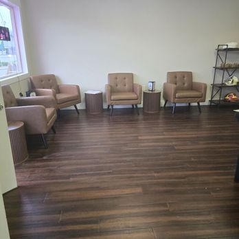 Rescue Me Coffee - Interior - 4 seats in front - Coffee & Tea Near Me - Eatonville, Washington Rescue Me Coffee - Interior - 4 seats in front - Coffee & Tea Near Me - Eatonville, Washington