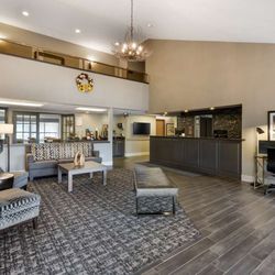 Best Western Spooner Riverplace - Lobby